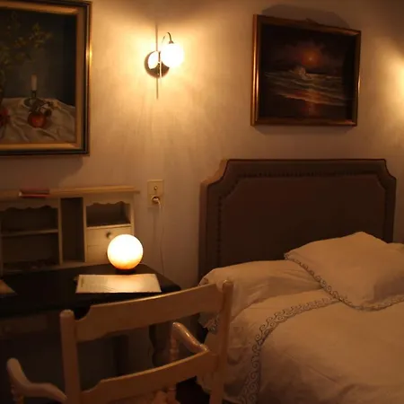 D'hotes Elisa & Etienne Bed & Breakfast Manosque