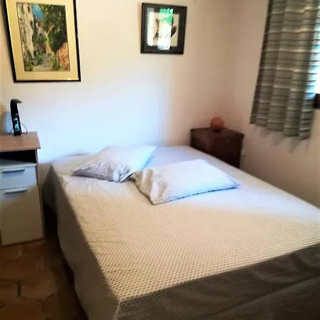 D'hotes Elisa & Etienne Bed & Breakfast Manosque