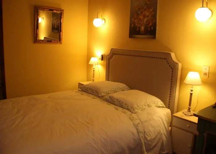 D'hotes Elisa & Etienne فندق مبيت وإفطار 4*