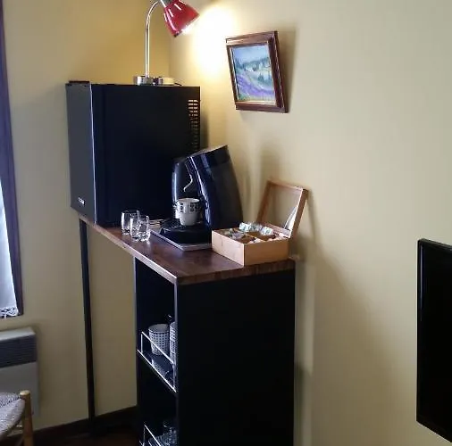 D'hotes Elisa & Etienne فندق مبيت وإفطار مانوسك