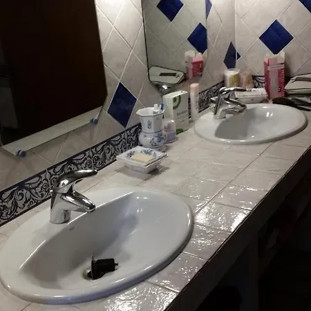 D'hotes Elisa & Etienne Bed & Breakfast