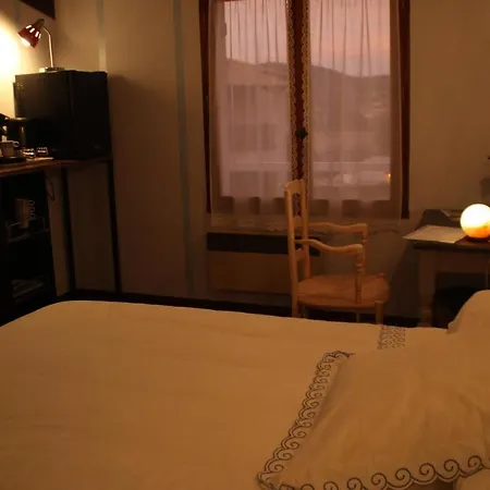 住宿加早餐酒店 D'hotes Elisa & Etienne 马诺斯克